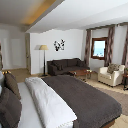Manastir & Bodrum