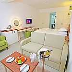 Hotel Manastir & 4*