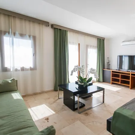 ホテル Manastir &