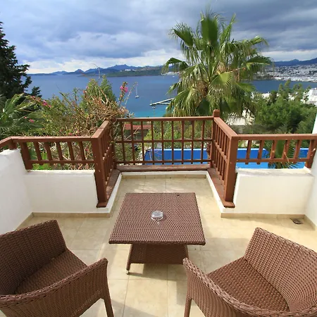 Manastir & 4*